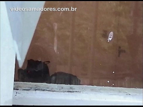 ❤️ Omu cornu chì fighjula a so fidanzata cù un altru tippu, registrendu un video di cazzo senza disturbà a coppia ️ Porno à co.hentaiser.ru ❌